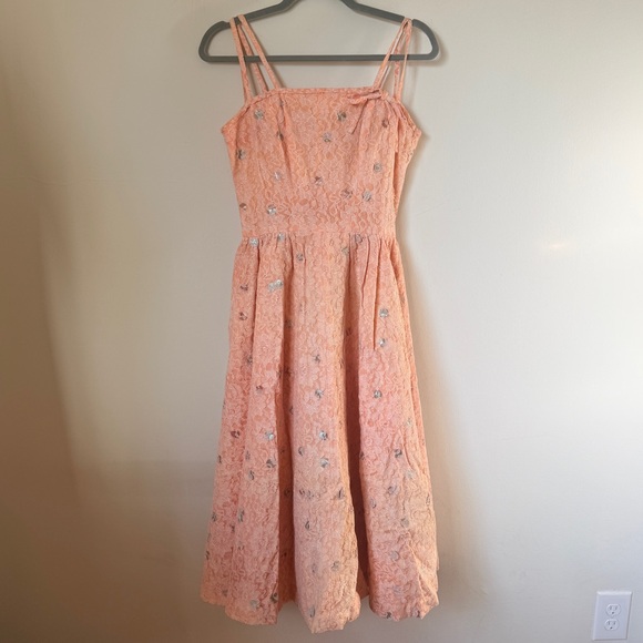 Vintage 50s 60s Pastel Pink Lace Midi Cocktail Party Dress with Metallic Accents - Picture 4 of 13